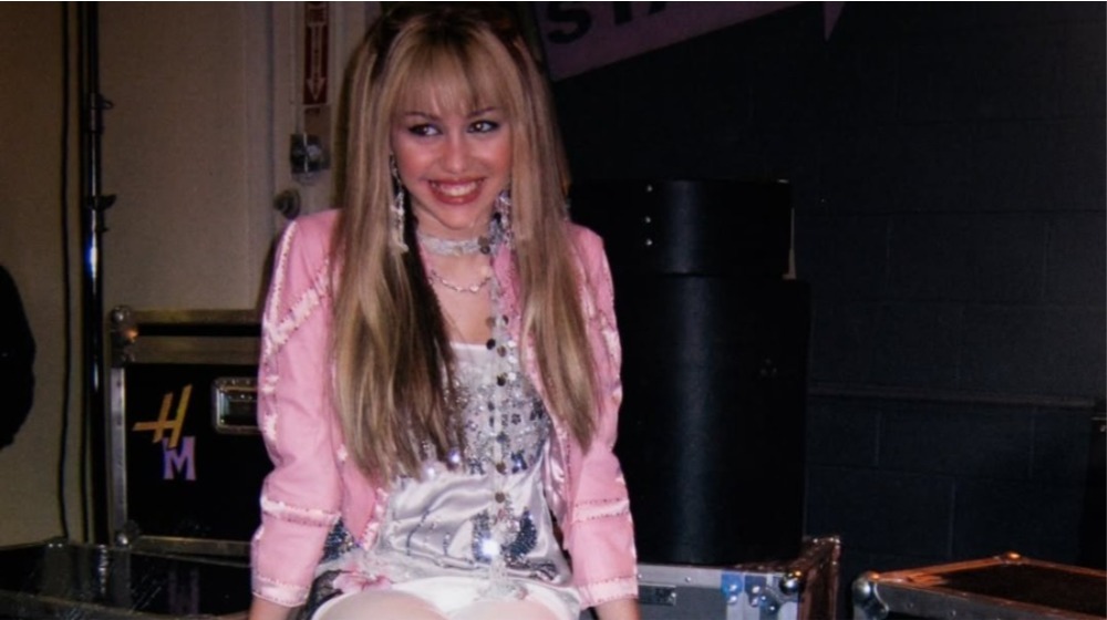 Miley Cyrus: Κάνει comeback ως Hannah Montana 20 χρόνια μετά